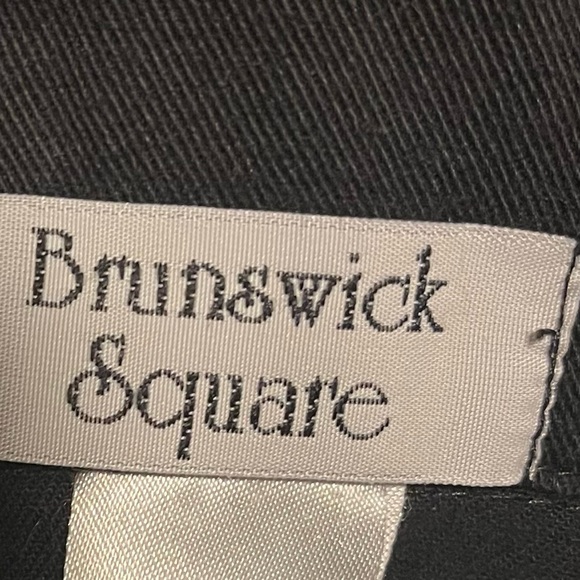 BRUNSWICK Square black lightweight button up jacket
size petite large - Picture 8 of 9